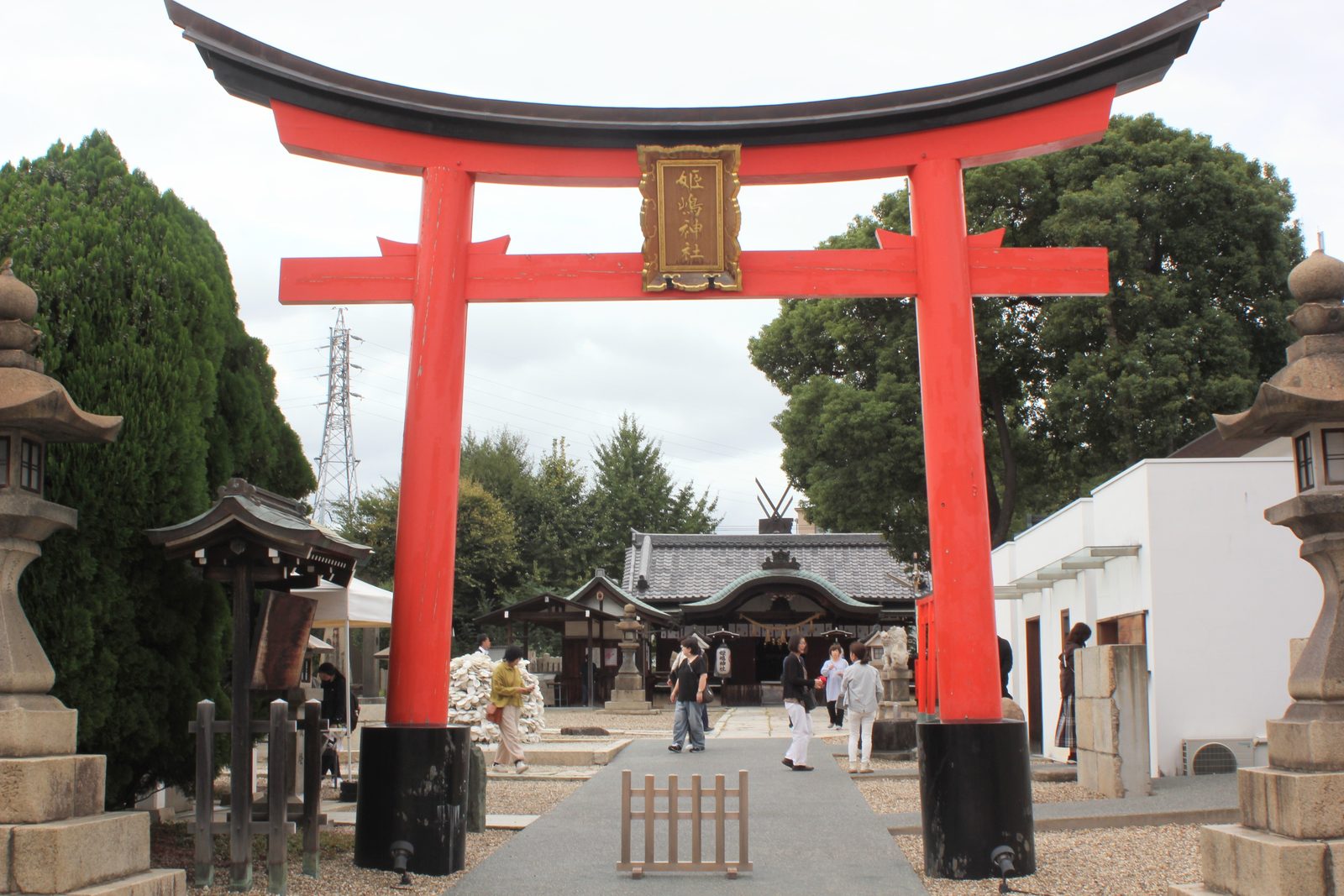 近所の姫嶋神社